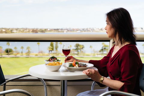Crowne Plaza Perth, An IHG Hotel - Australian Directory 9