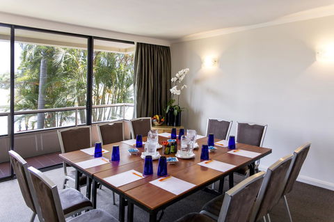 Crowne Plaza Perth, An IHG Hotel - Australian Directory 32