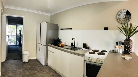 West Beach Lagoon 220 Stylish And Cozy - Australian Directory 11