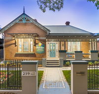 Blue Door Apartments - Australian Directory