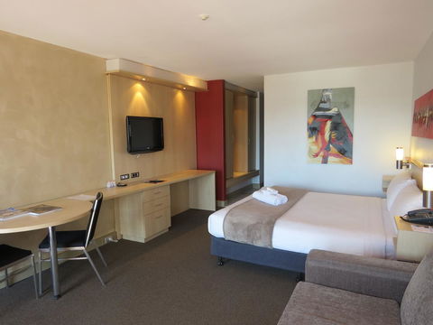 Metro Hotel Perth - Australian Directory 34