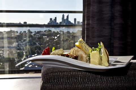 Metro Hotel Perth - Australian Directory 36