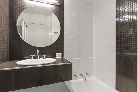 Metro Hotel Perth - Australian Directory 28
