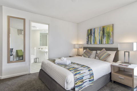 Metro Hotel Perth - Australian Directory 17