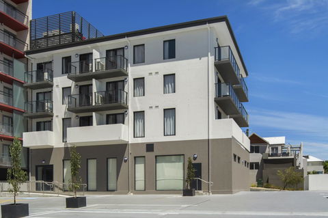 Metro Hotel Perth - Australian Directory 33
