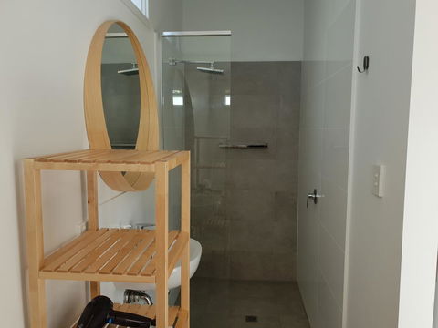 Captain\'s Heritage Cottage - Central Fremantle 2 Bedroom Historic Cottage - Australian Directory 12