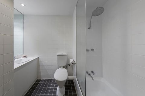 Mercure Perth On Hay - Australian Directory 12
