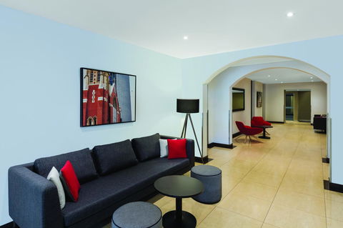 Mercure Perth On Hay - Australian Directory 13