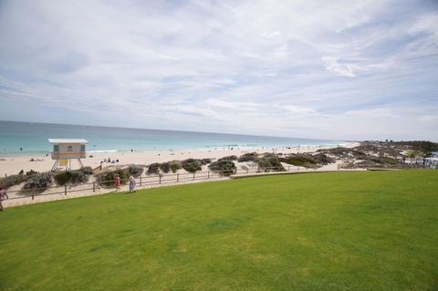 West Beach Lagoon 123 - Location & Views!!! - Australian Directory 19