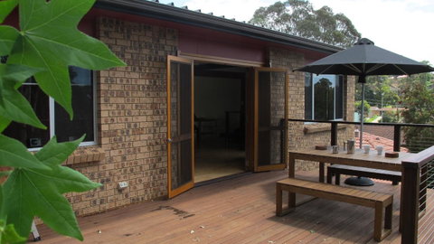 Pendeli Beach House - Australian Directory 8