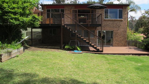 Pendeli Beach House - Australian Directory 9