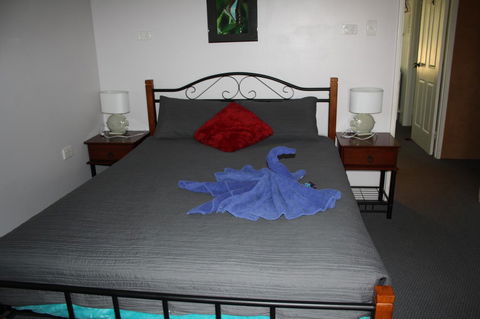 The Heights Bed & Breakfast - Australian Directory 6