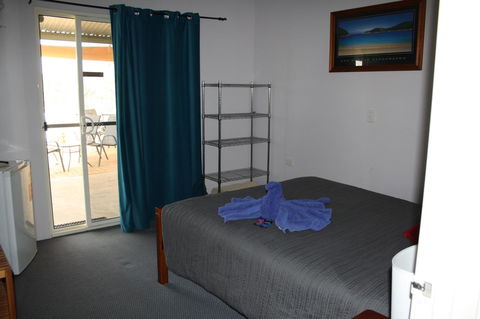 The Heights Bed & Breakfast - Australian Directory 10