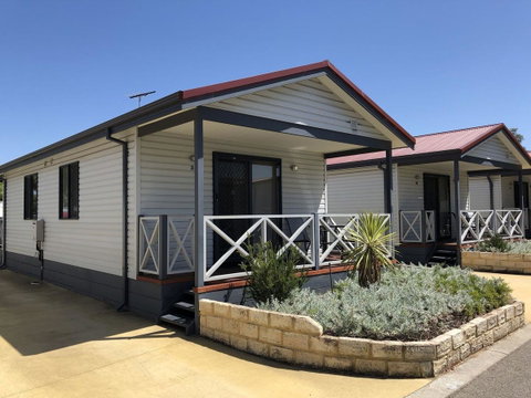 Discovery Parks - Perth Airport - Australian Directory 28