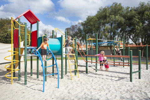 Discovery Parks - Perth Airport - Australian Directory 7