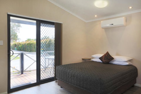 Discovery Parks - Perth Airport - Australian Directory 2