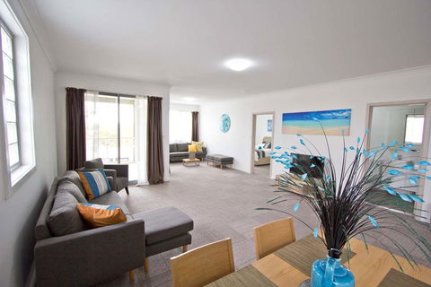 Morisset Serviced Apartments - Australian Directory 0