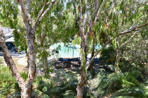 East On Byron - Australian Directory 26