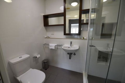 East On Byron - Australian Directory 9