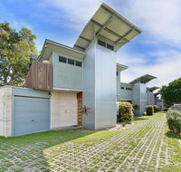 Sun Worship Eco Villas - Australian Directory
