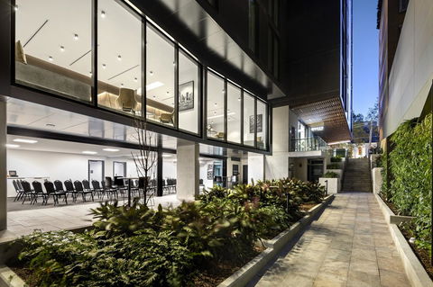 Quest North Sydney - Australian Directory 23