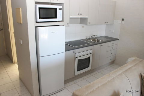 Mollymook Cove Apartments - Australian Directory 11
