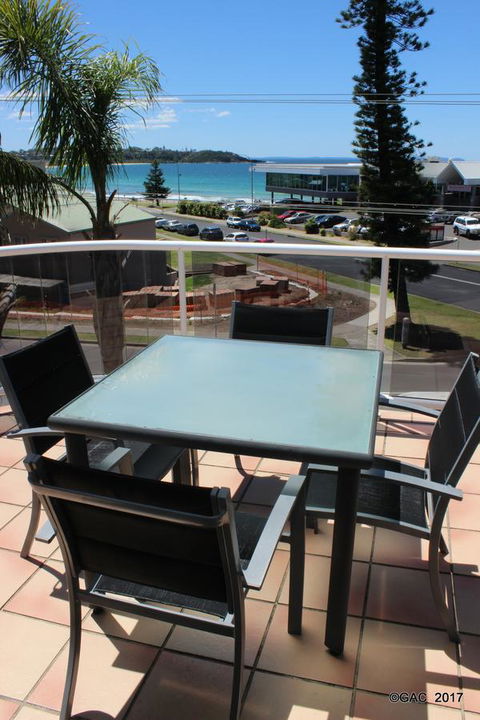 Mollymook Cove Apartments - Australian Directory 5