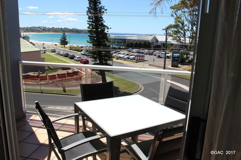 Mollymook Cove Apartments - Australian Directory 7