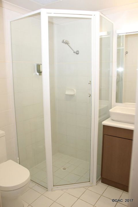 Mollymook Cove Apartments - Australian Directory 36