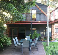 Jetz Bungalow - Australian Directory