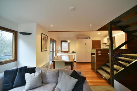 Ramshead Creek 3 - Thredbo - Australian Directory 2
