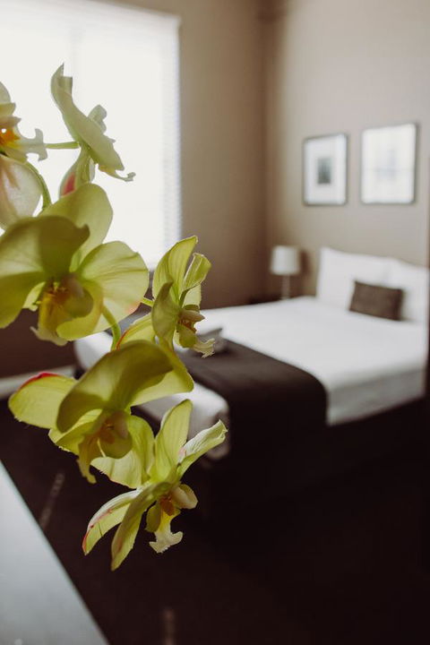 Crossroads Hotel - Australian Directory 11