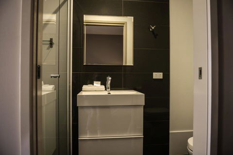 Crossroads Hotel - Australian Directory 22