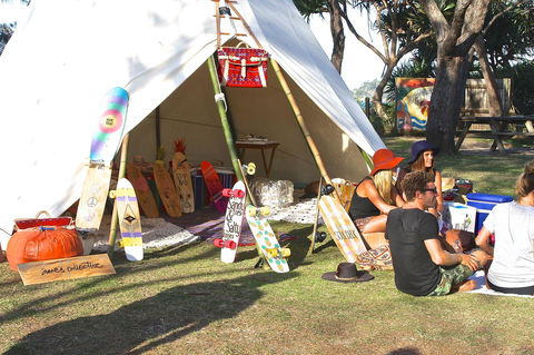 Cossies By The Sea - Australian Directory 20