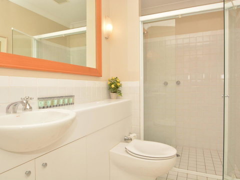 Villa Executive 2br Cypress DS Located Within Cypress Lakes Resort - Australian Directory 11