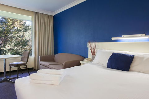 Ibis Styles Tamworth - Australian Directory 26