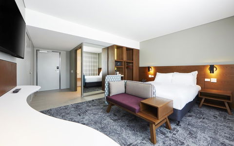 Holiday Inn Express Sydney Airport, An IHG Hotel - Australian Directory 9