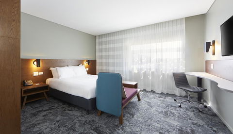 Holiday Inn Express Sydney Airport, An IHG Hotel - Australian Directory 6