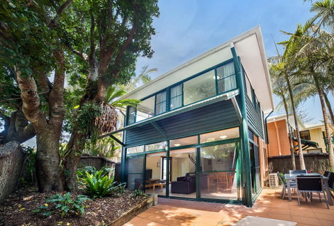 The Crest Byron Bay - Australian Directory 30