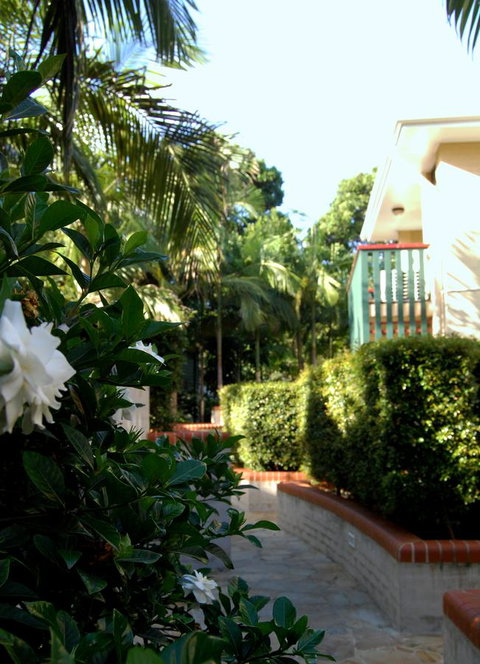 The Crest Byron Bay - Australian Directory 25