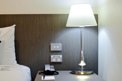 Rydges World Square - Australian Directory 9