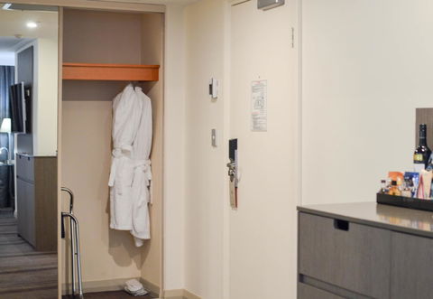 Rydges World Square - Australian Directory 8