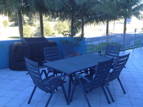 Breakers Apartments - Australian Directory 15