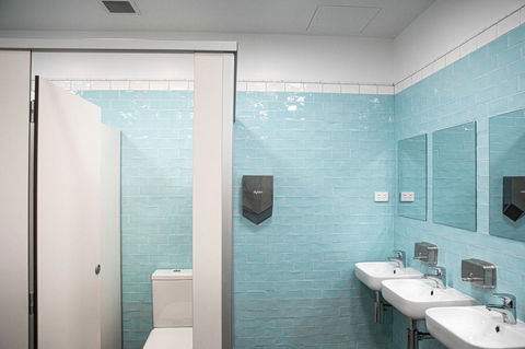 Wake Up! Bondi Beach - Australian Directory 36