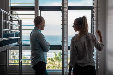 Wake Up! Bondi Beach - Australian Directory 42