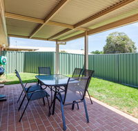 Colonial Court Villas - Australian Directory