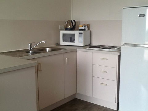 Narooma Golfers Lodge - Australian Directory 34