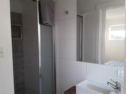 Narooma Golfers Lodge - Australian Directory 7