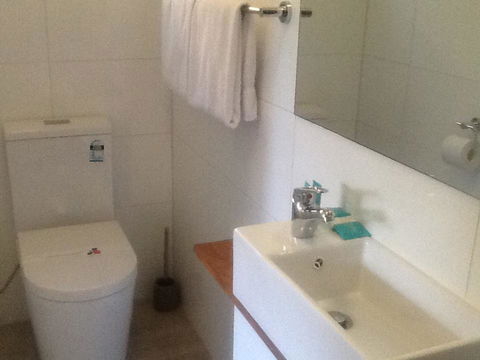 Narooma Golfers Lodge - Australian Directory 28