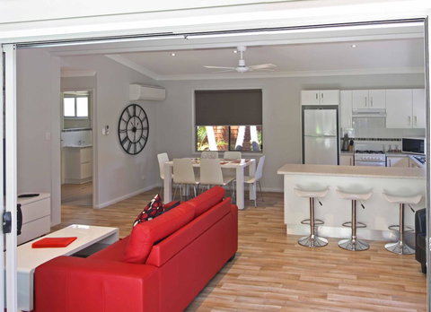 The Palms At Avoca - Australian Directory 20